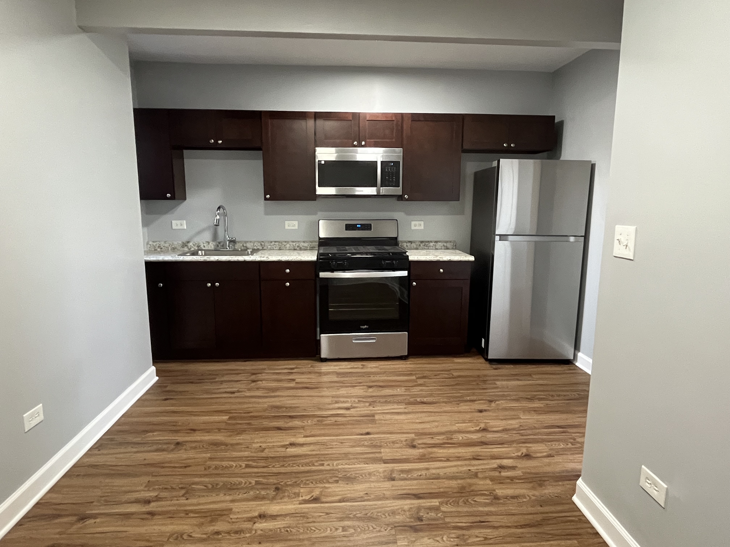 4342 West Washington Boulevard - 202