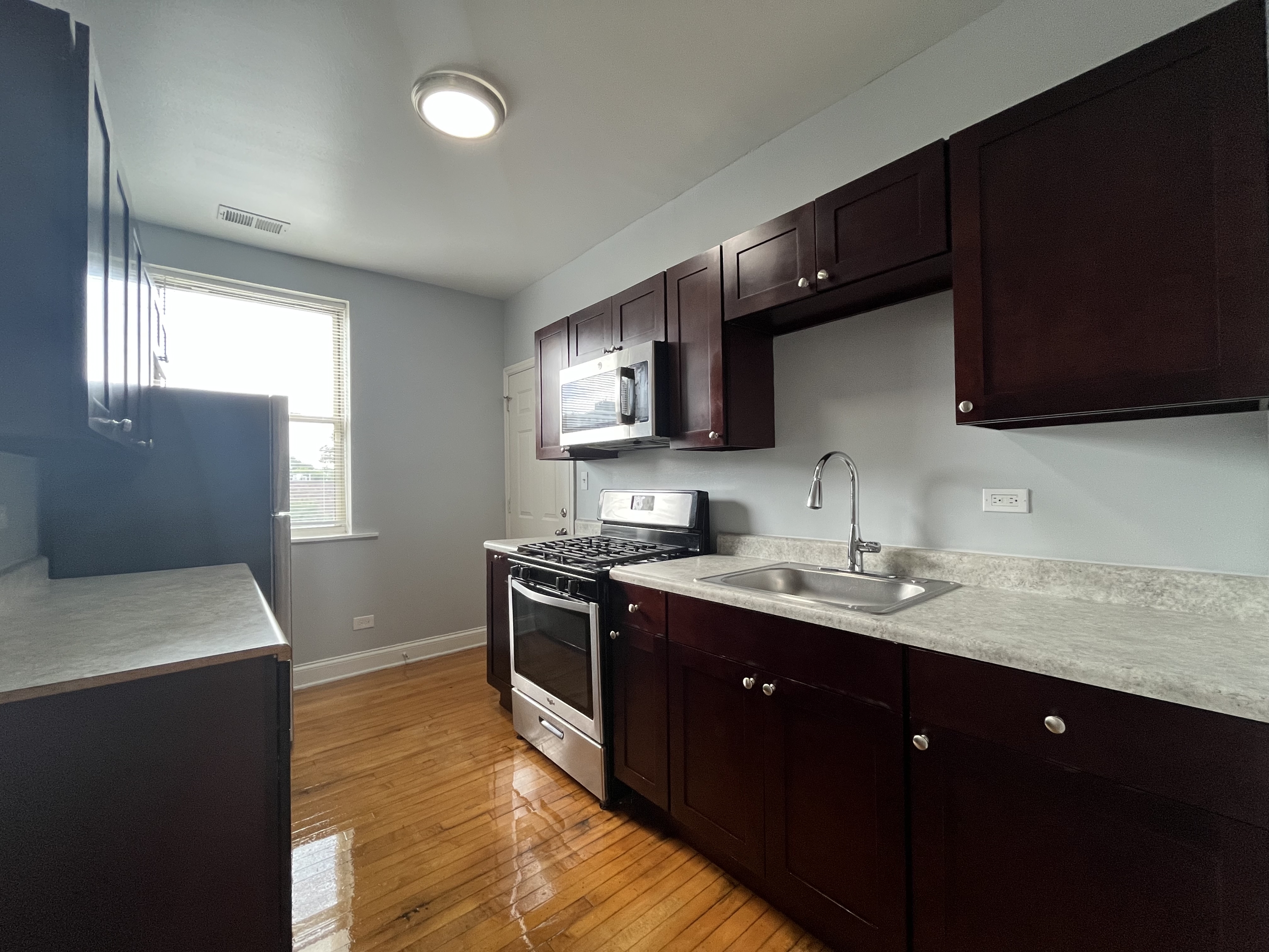 3440 West Franklin Boulevard - 2B