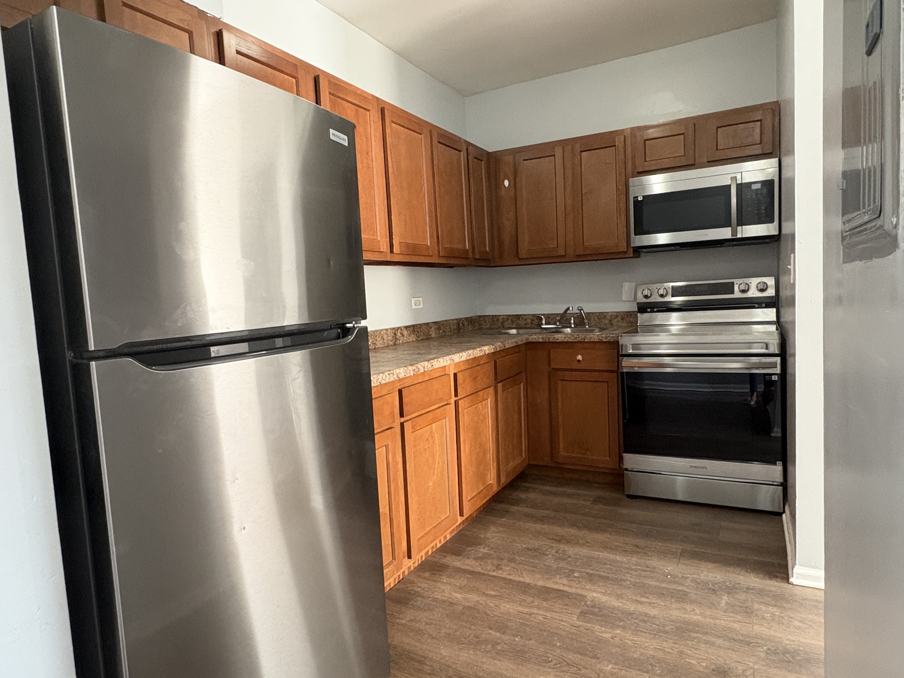3 North Keeler Avenue - 302
