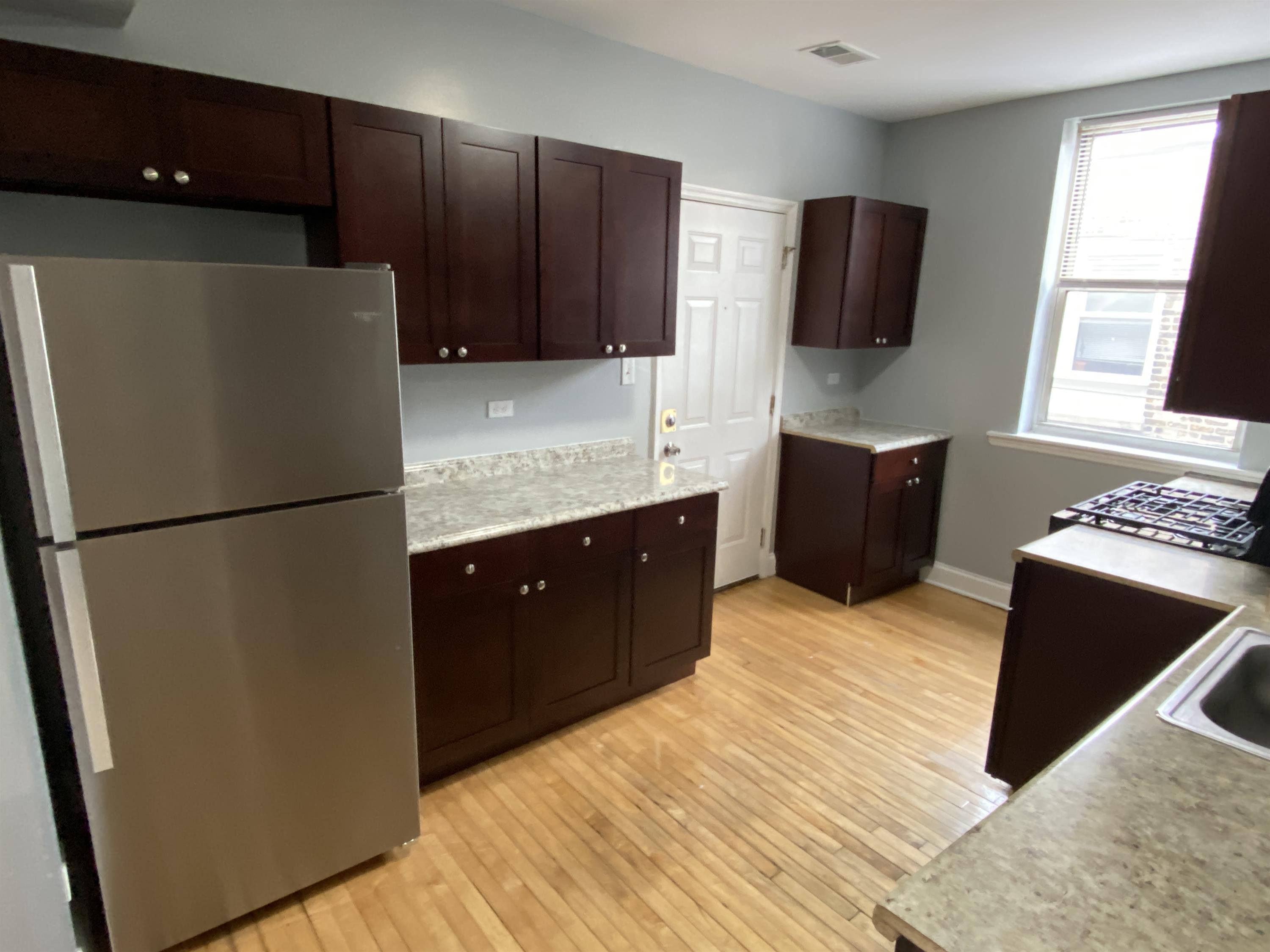 3436 West Franklin Boulevard - 2B